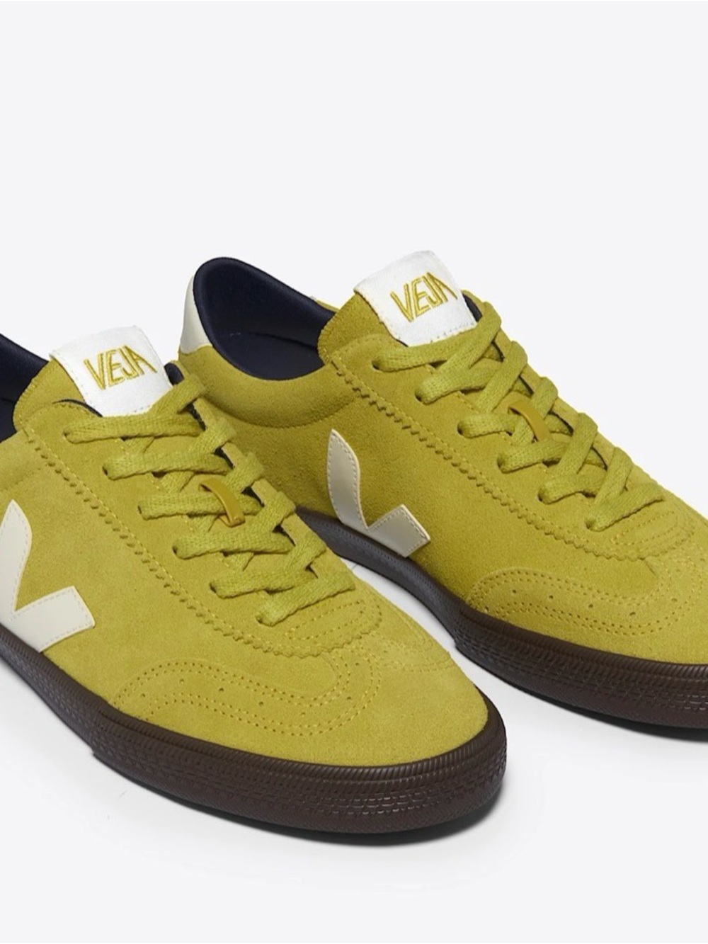 Veja - VOLLEY SUEDE LIQUOR PIERRE EAGLE